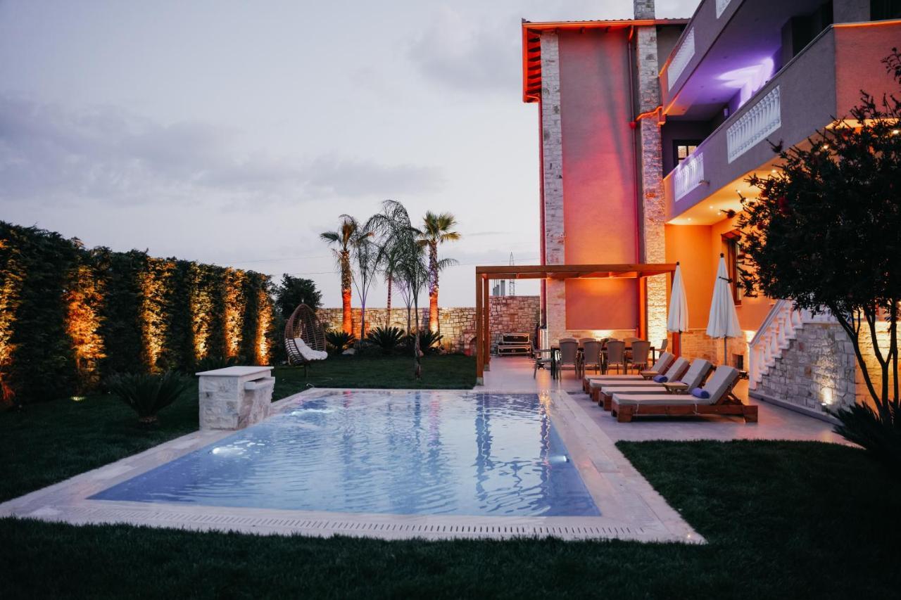 Green Villa With Private Pool Durrës Exterior foto
