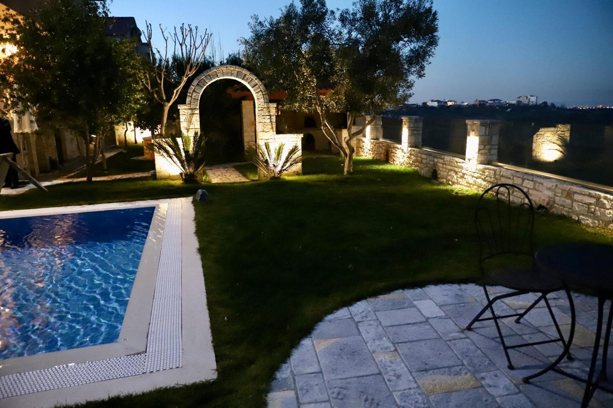 Green Villa With Private Pool Durrës Exterior foto