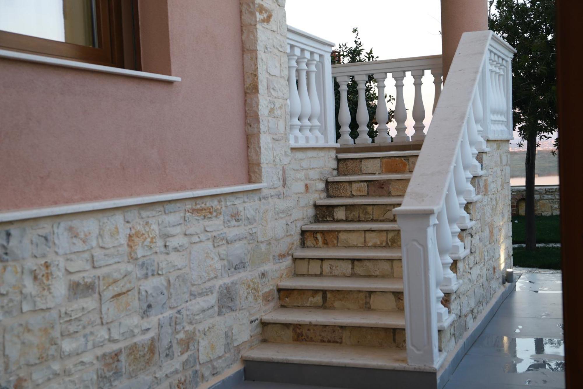 Green Villa With Private Pool Durrës Exterior foto